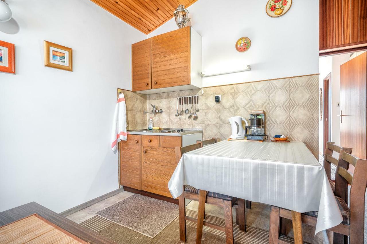 Apartments Klavdija Vodice Kültér fotó
