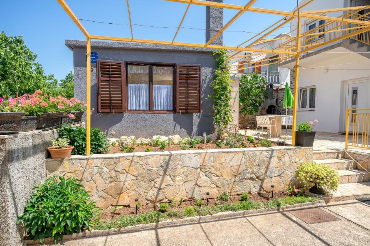 Apartments Klavdija Vodice Kültér fotó